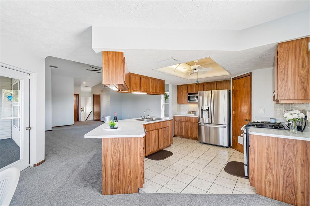 5247 Tropical Point Weeki Wachee, FL 34607 - Photo 28 of 95