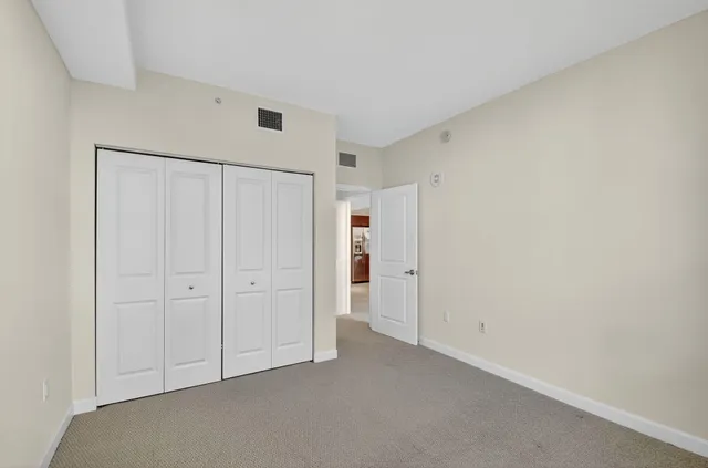 a picture of city view