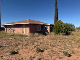 1947 Key Lane Willcox, AZ 85643 - Photo 3 of 26 Primary House