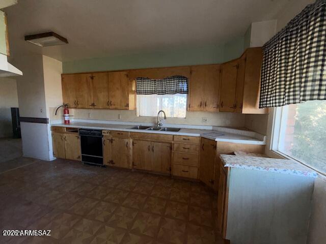 1947 Key Lane Willcox, AZ 85643 - Photo 6 of 26 Kitchen