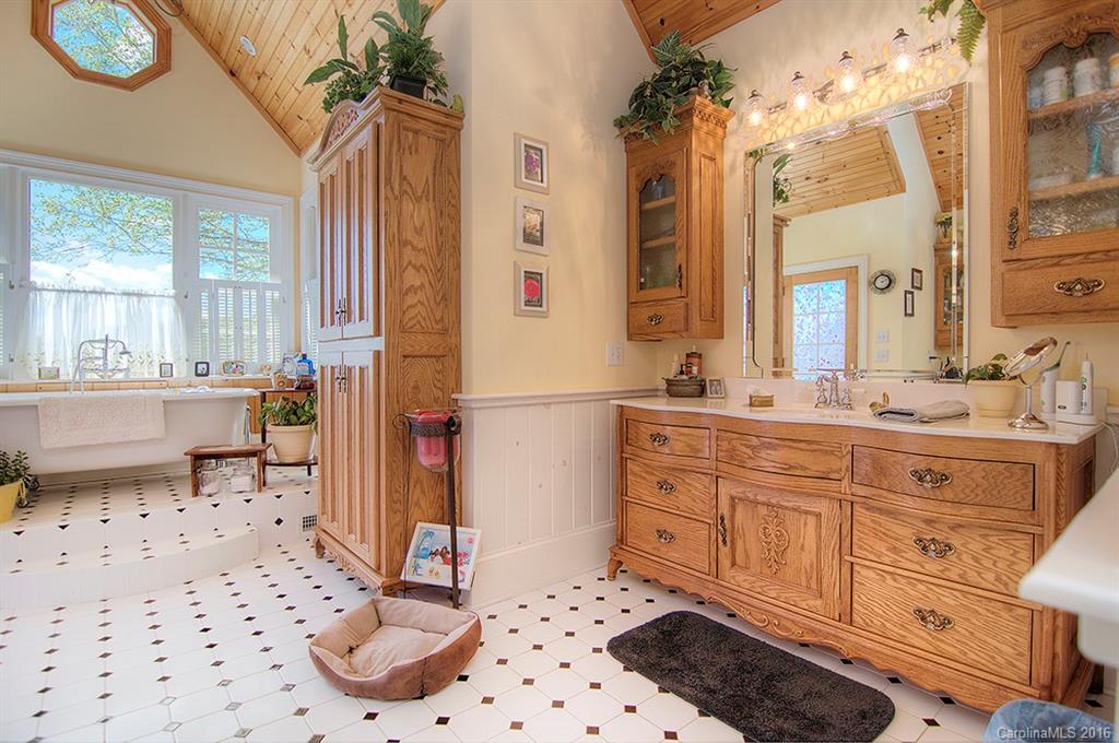 562 Glover Road Ellenboro, NC 28040 - Photo 13 of 24 Gallery Image 13