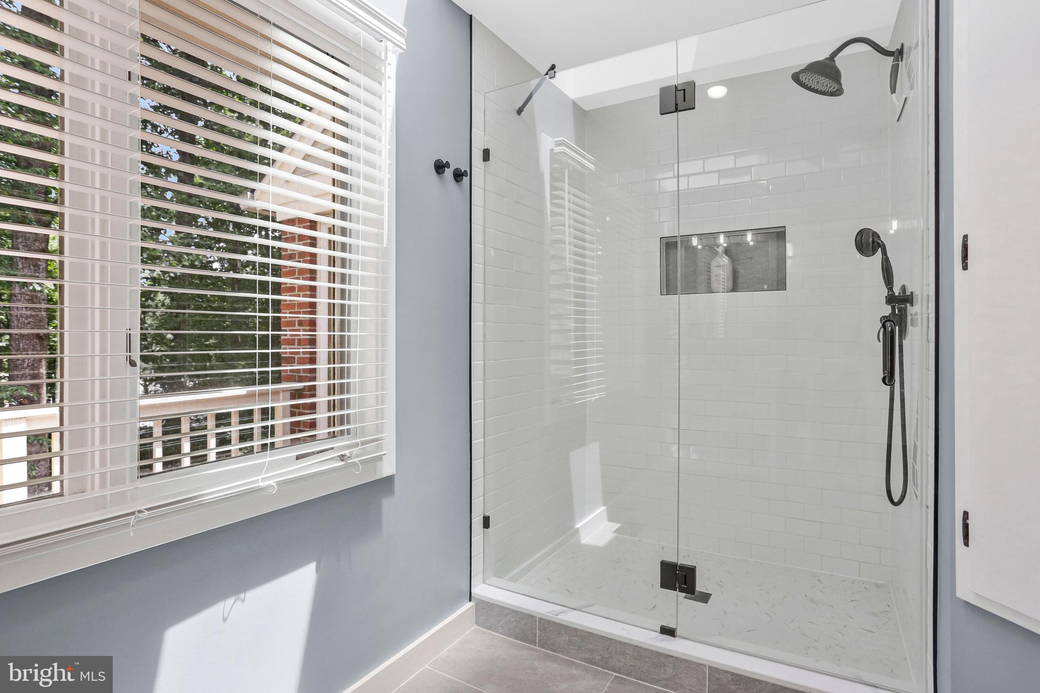 11540 Hemingway Drive Reston, VA 20194 - Photo 21 of 35 UL - Primary Bath