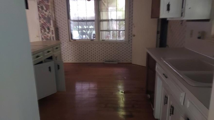 534 Weatherford Road Orangeburg, SC 29115 - Photo 3 of 11 kitchen