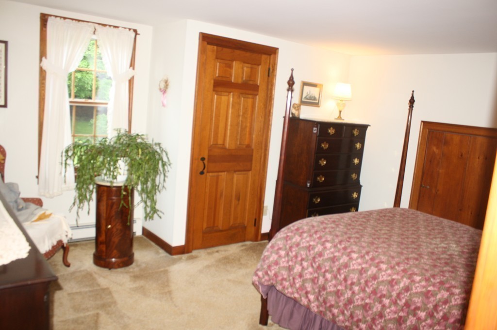 345 Barton Road Greenfield, MA 01301 - Photo 21 of 28 Gallery Image 21