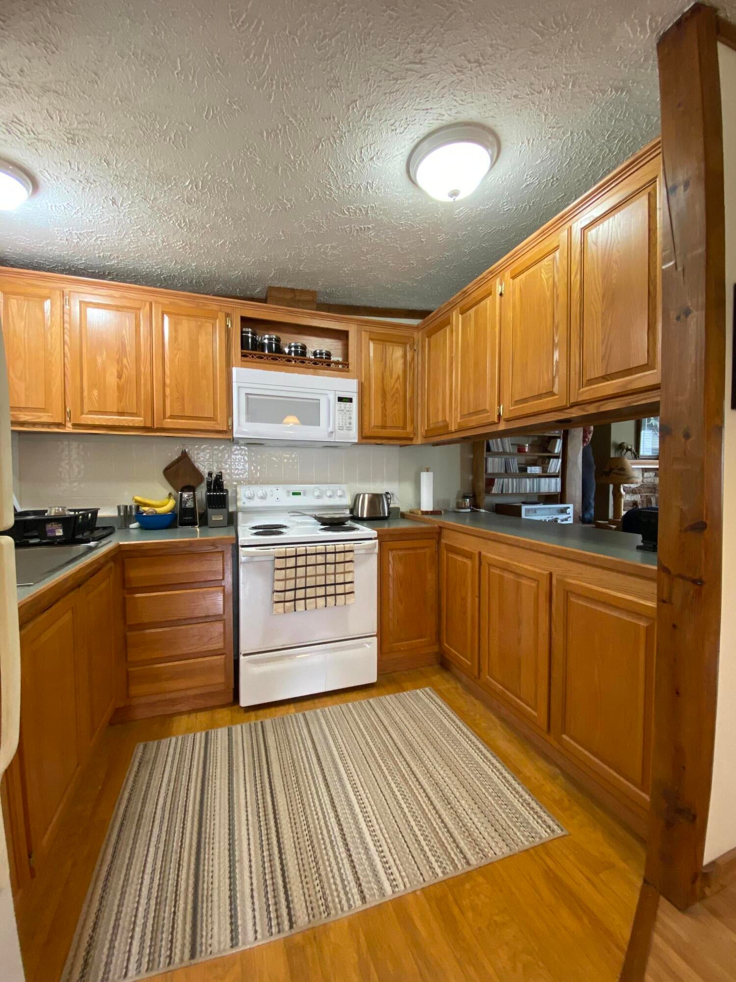 1639 North Roscommon Road Roscommon, MI 48653 - Photo 7 of 21 Gallery Image 7