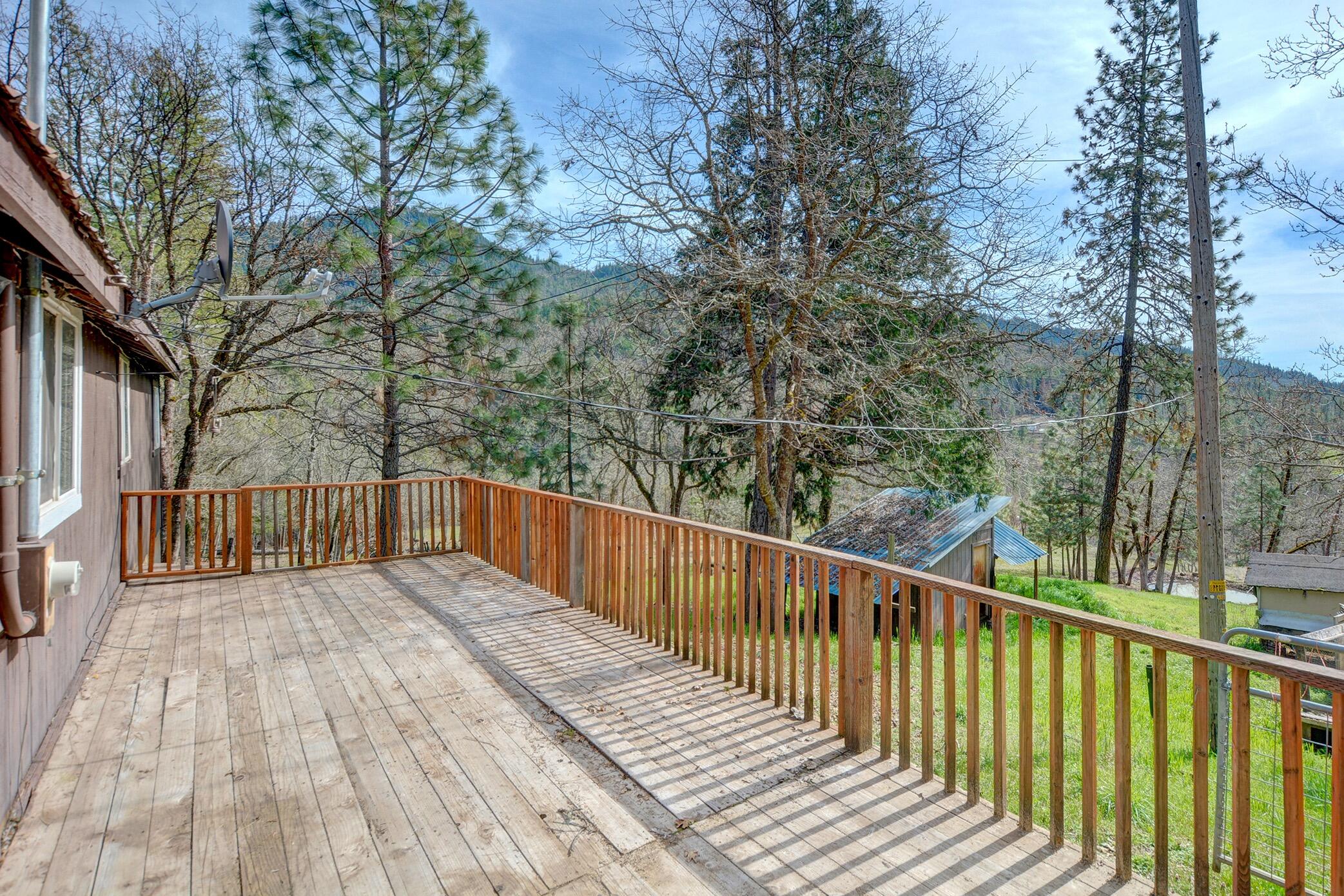 5492 Highway 227 Trail, OR 97541 - Photo 27 of 57
