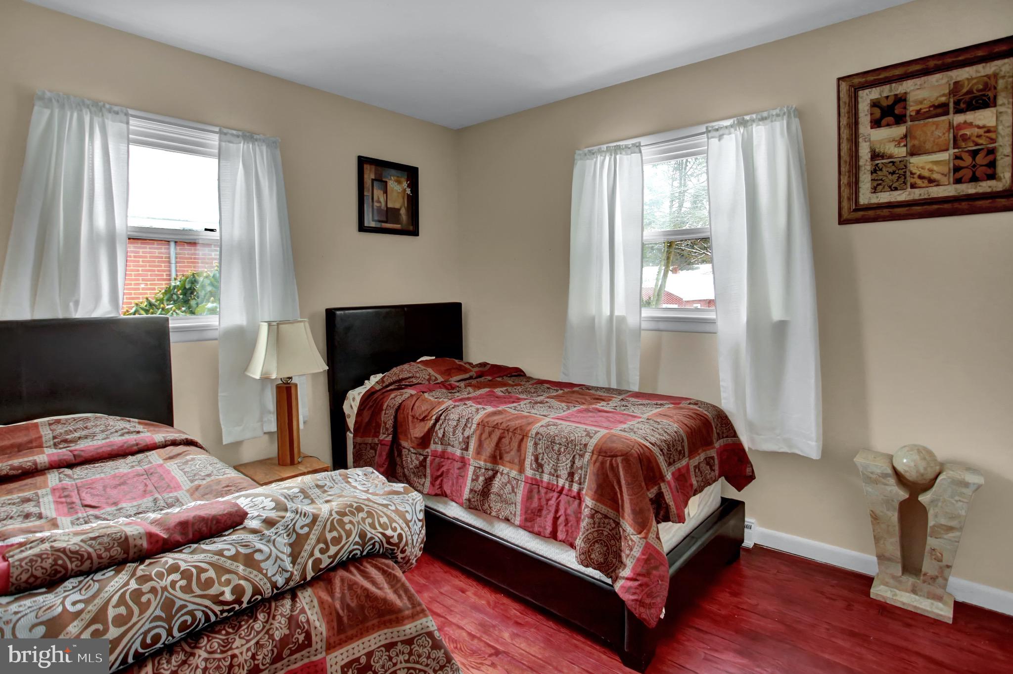 3209 Crest Road Harrisburg, PA 17109 - Photo 14 of 30 Bdr 3 - big enough for 2 twin beds