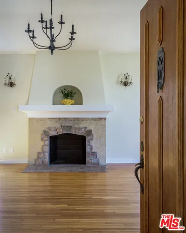 $3,960 | 1122 South Hayworth Avenue, Los Angeles, CA 90035