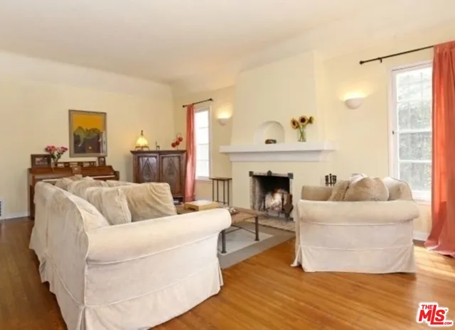 $3,960 | 1122 South Hayworth Avenue, Los Angeles, CA 90035