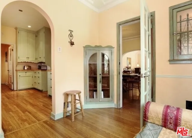 $3,960 | 1122 South Hayworth Avenue, Los Angeles, CA 90035