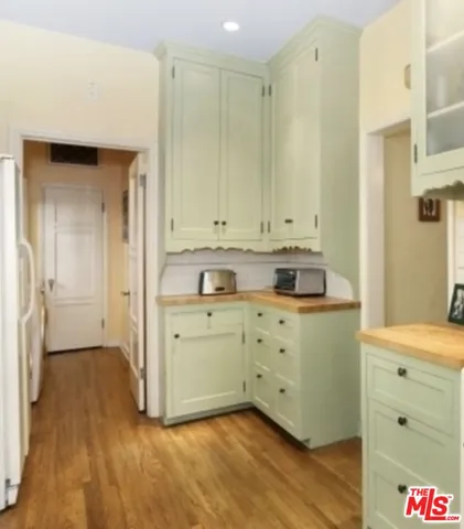 $3,960 | 1122 South Hayworth Avenue, Los Angeles, CA 90035