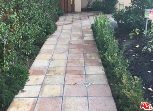 $3,960 | 1122 South Hayworth Avenue, Los Angeles, CA 90035