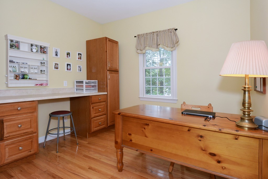12 Horseneck Road Shrewsbury, MA 01545 - Photo 13 of 30 Gallery Image 13