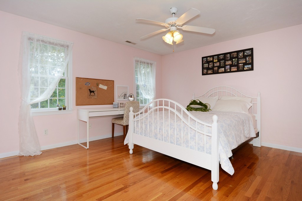 12 Horseneck Road Shrewsbury, MA 01545 - Photo 17 of 30 Gallery Image 17