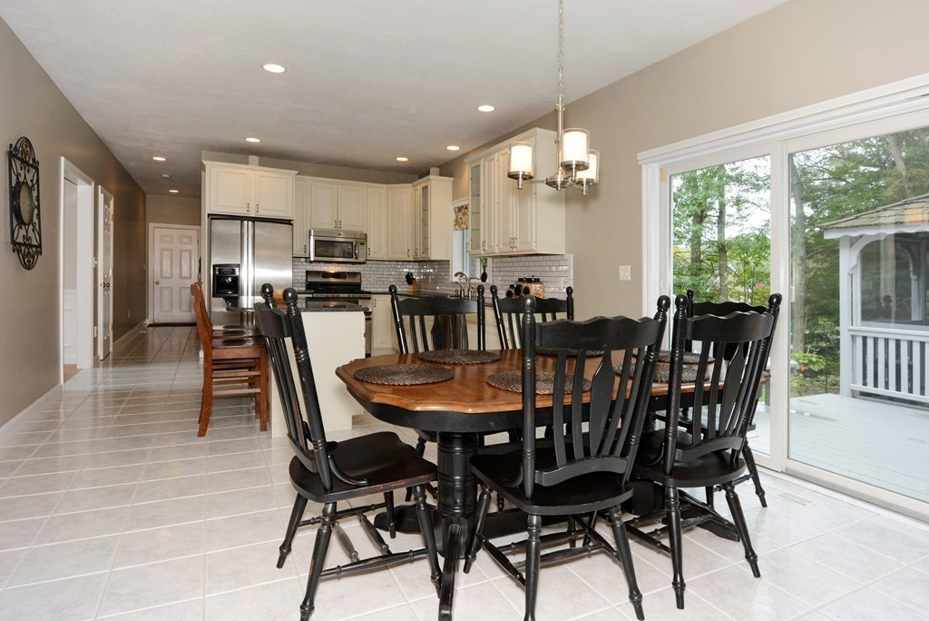 12 Horseneck Road Shrewsbury, MA 01545 - Photo 26 of 30 Gallery Image 26