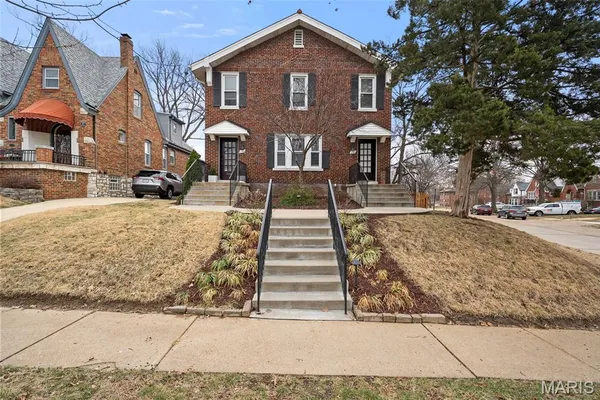 $699,900 | 1140 Ralph Terrace, Richmond Heights, MO 63117