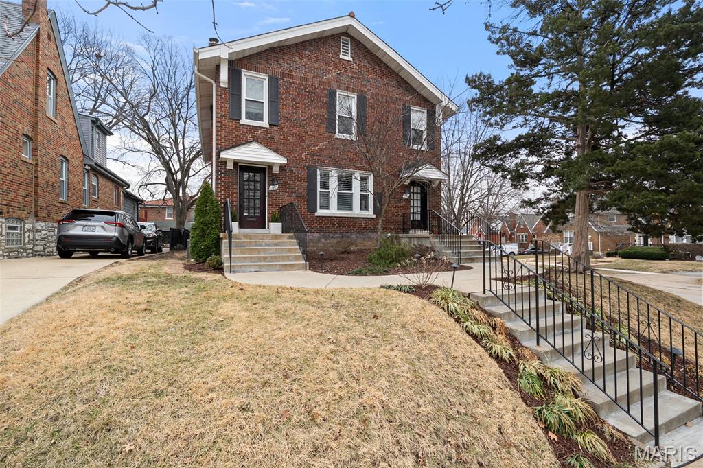 1140 Ralph Terrace Richmond Heights, MO 63117 - Photo 2 of 38