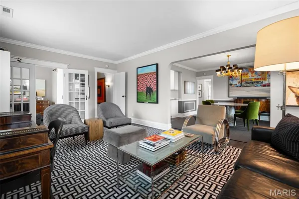 $699,900 | 1140 Ralph Terrace, Richmond Heights, MO 63117