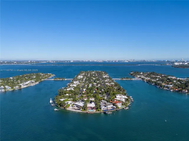 $27,000,000 | 228-302 West Dilido Drive, Miami Beach, FL 33139