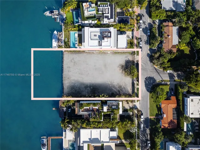 $27,000,000 | 228-302 West Dilido Drive, Miami Beach, FL 33139