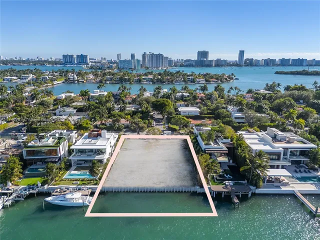 $27,000,000 | 228-302 West Dilido Drive, Miami Beach, FL 33139