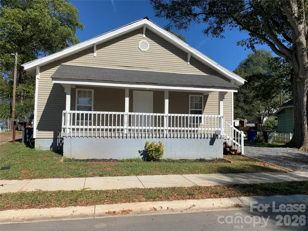 $1,400 | 208 Parker Avenue, Mooresville, NC 28115