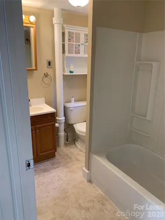 $1,400 | 208 Parker Avenue, Mooresville, NC 28115