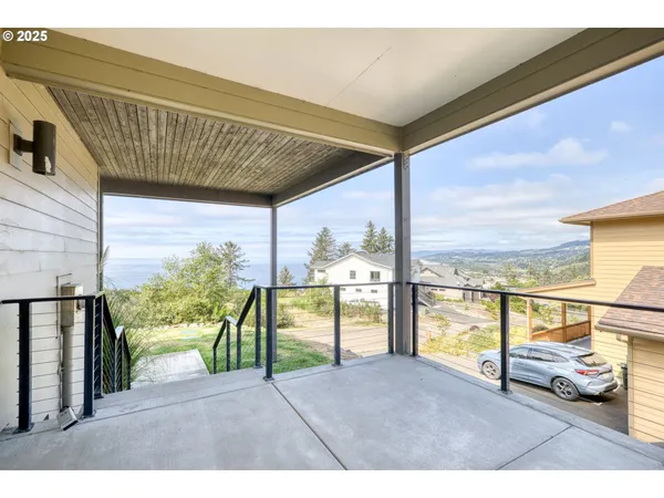$1,465,000 | 54145 South Beach Road, Neskowin, OR 97149