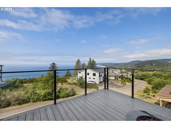 $1,465,000 | 54145 South Beach Road, Neskowin, OR 97149