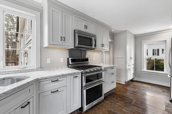 $799,900 | 14 Maple Street, Sturbridge, MA 01566