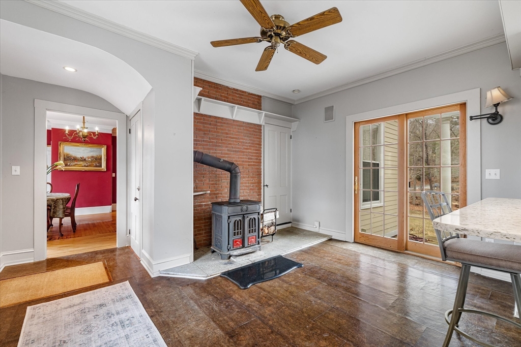 14 Maple Street Sturbridge, MA 01566 - Photo 17 of 37