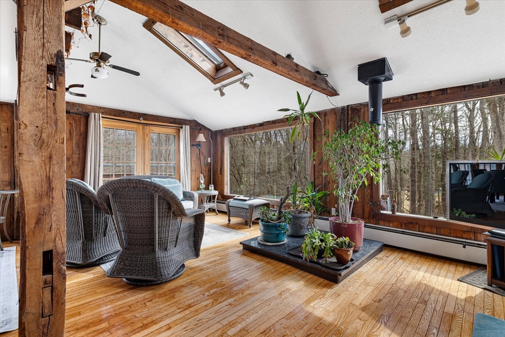 14 Maple Street Sturbridge, MA 01566 - Photo 23 of 37