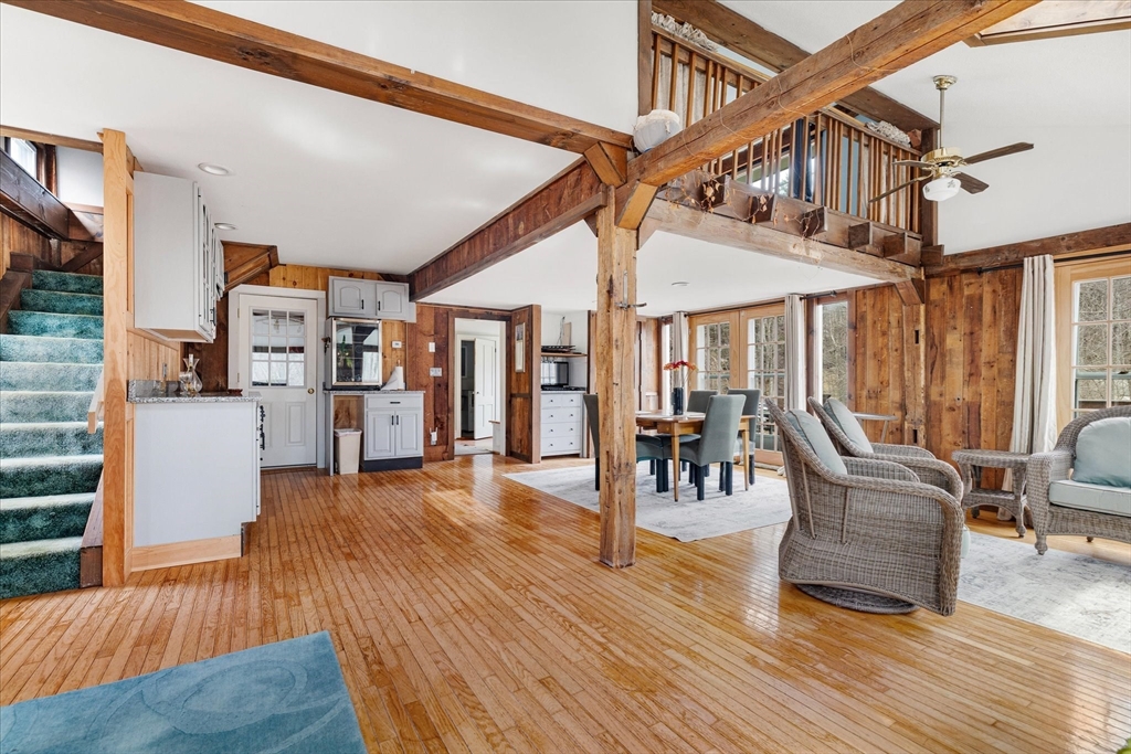 14 Maple Street Sturbridge, MA 01566 - Photo 27 of 37