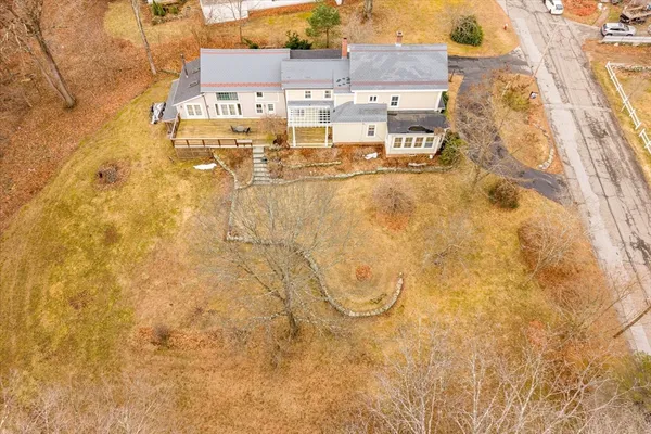 $799,900 | 14 Maple Street, Sturbridge, MA 01566