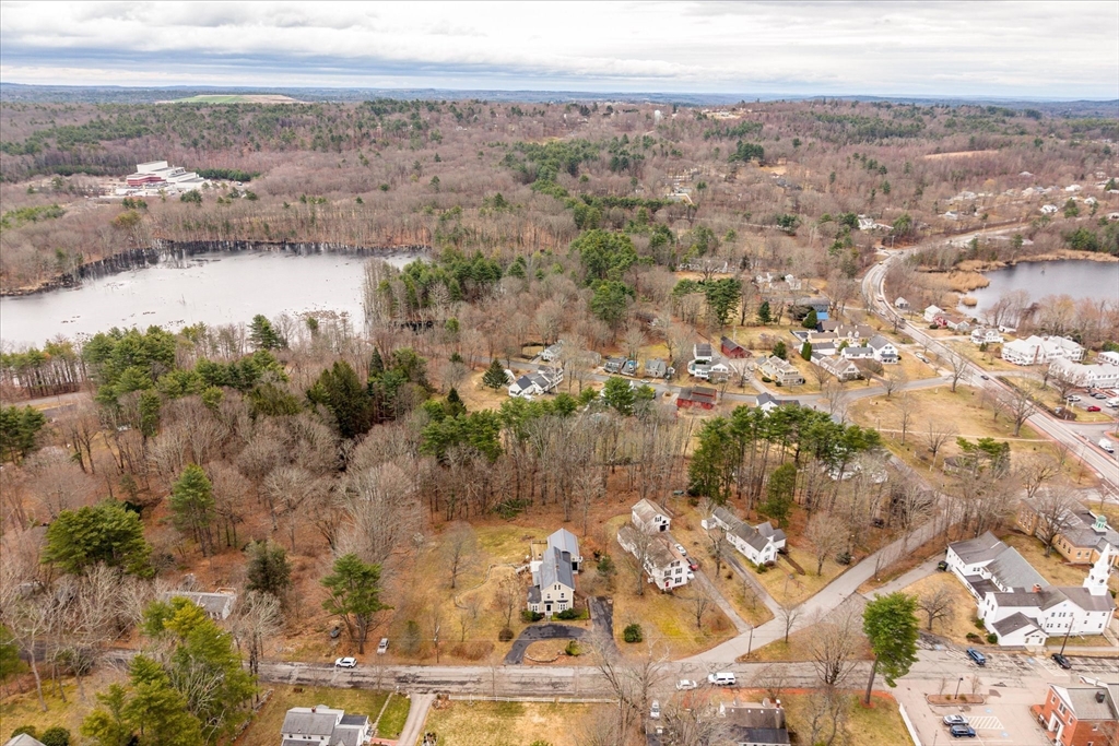 14 Maple Street Sturbridge, MA 01566 - Photo 7 of 37