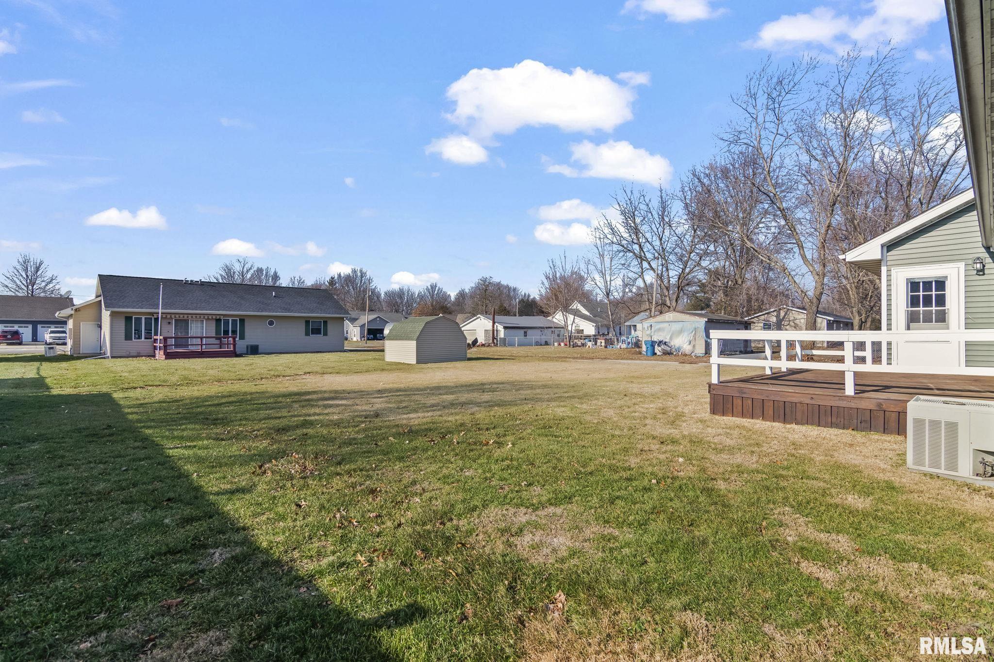 619 South 6th Street Girard, IL 62640 - Photo 35 of 39