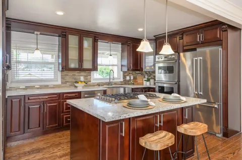 $2,899,000 | 1883 Parrott Drive, San Mateo, CA 94402