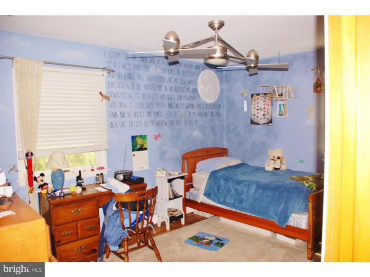 3809 Buckwampum Road Riegelsville, PA 18077 - Photo 15 of 21 Bedroom