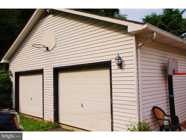 3809 Buckwampum Road Riegelsville, PA 18077 - Photo 20 of 21 Garage