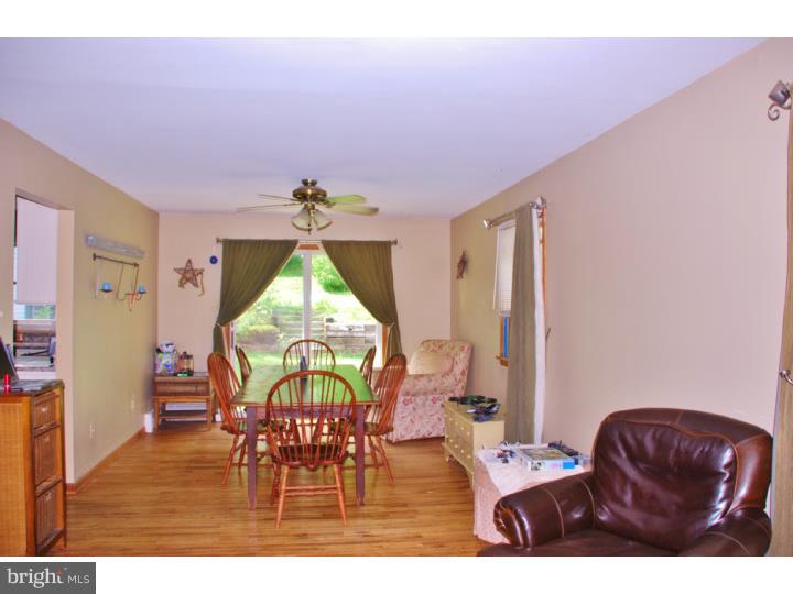 3809 Buckwampum Road Riegelsville, PA 18077 - Photo 8 of 21 Dining Room