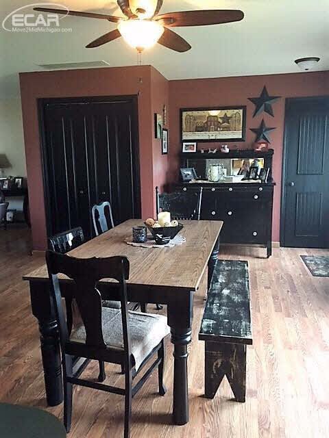 4051 Baldwin Road Grand Blanc, MI 48439 - Photo 2 of 25 21302508-1.JPG