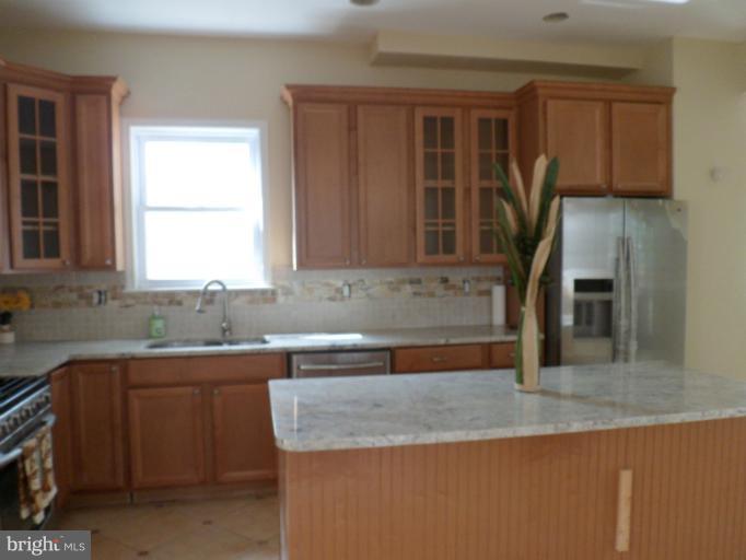 4204 Belle Grove Road Baltimore, MD 21225 - Photo 8 of 26 Kitchen