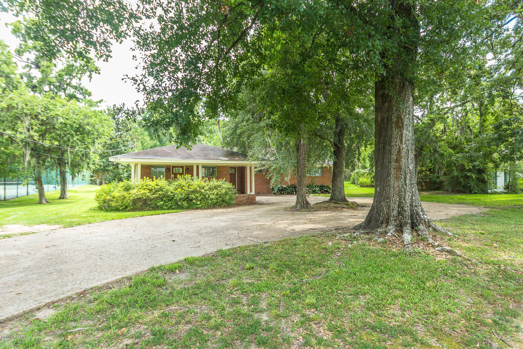 1204 South College Road Lafayette, LA 70503 - Photo 2 of 5