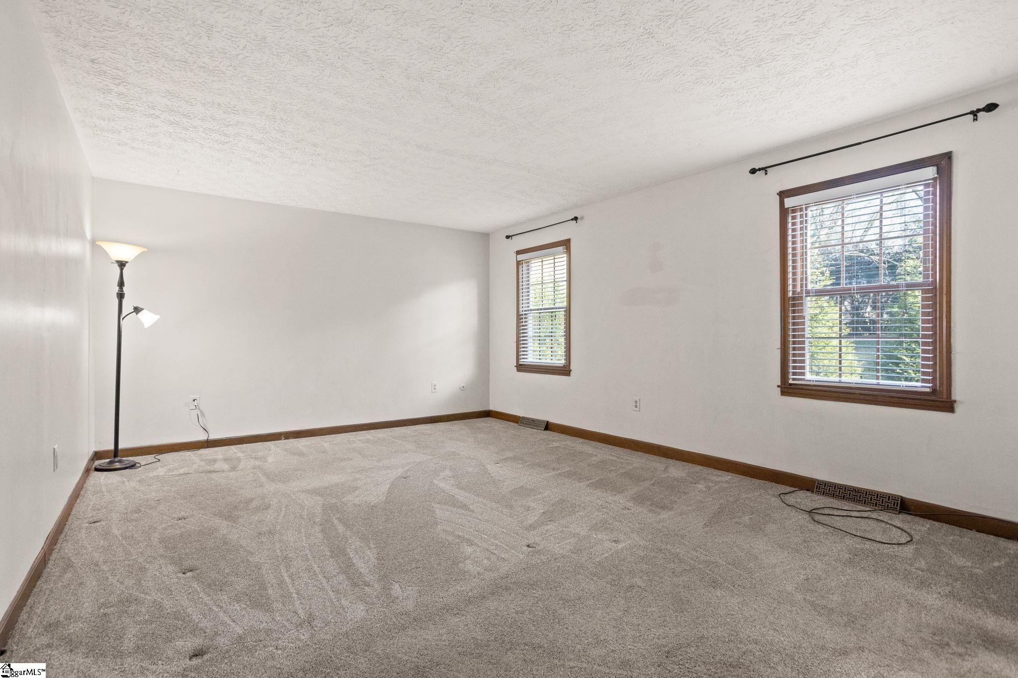 1202 Plantation Drive Simpsonville, SC 29681 - Photo 14 of 35