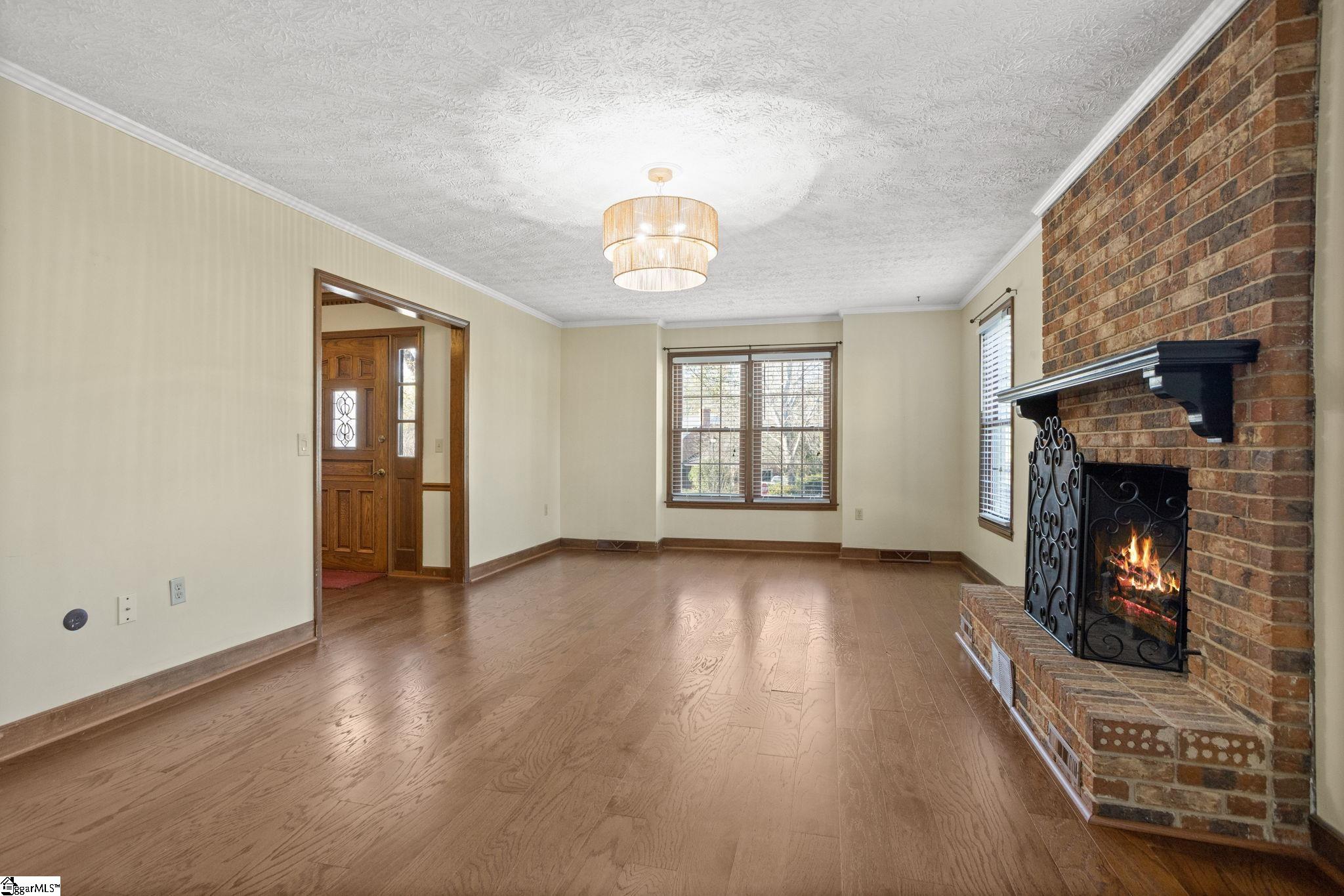 1202 Plantation Drive Simpsonville, SC 29681 - Photo 8 of 35