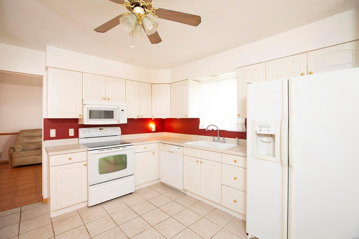 413 Hunters Ridge St. Charles, MO 63301 - Photo 20 of 49 Gallery Image 20