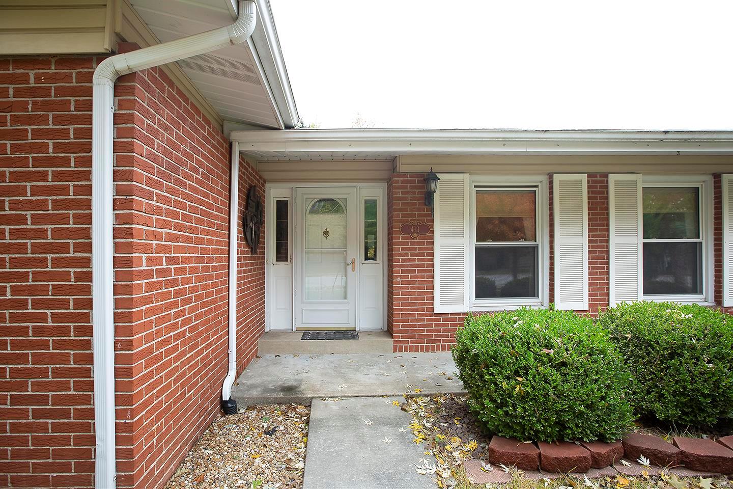 413 Hunters Ridge St. Charles, MO 63301 - Photo 3 of 49 Gallery Image 3