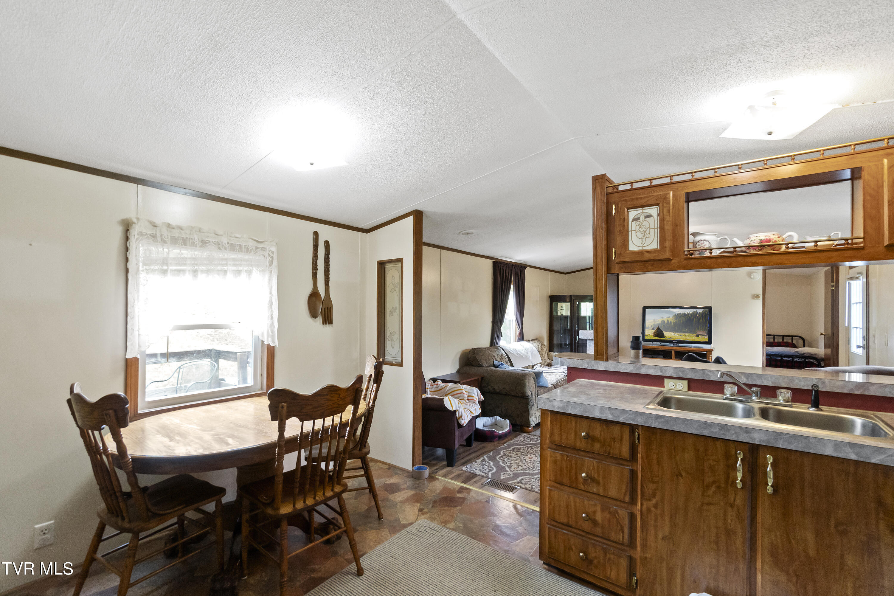 430 Cox Road Greeneville, TN 37743 - Photo 8 of 42 8