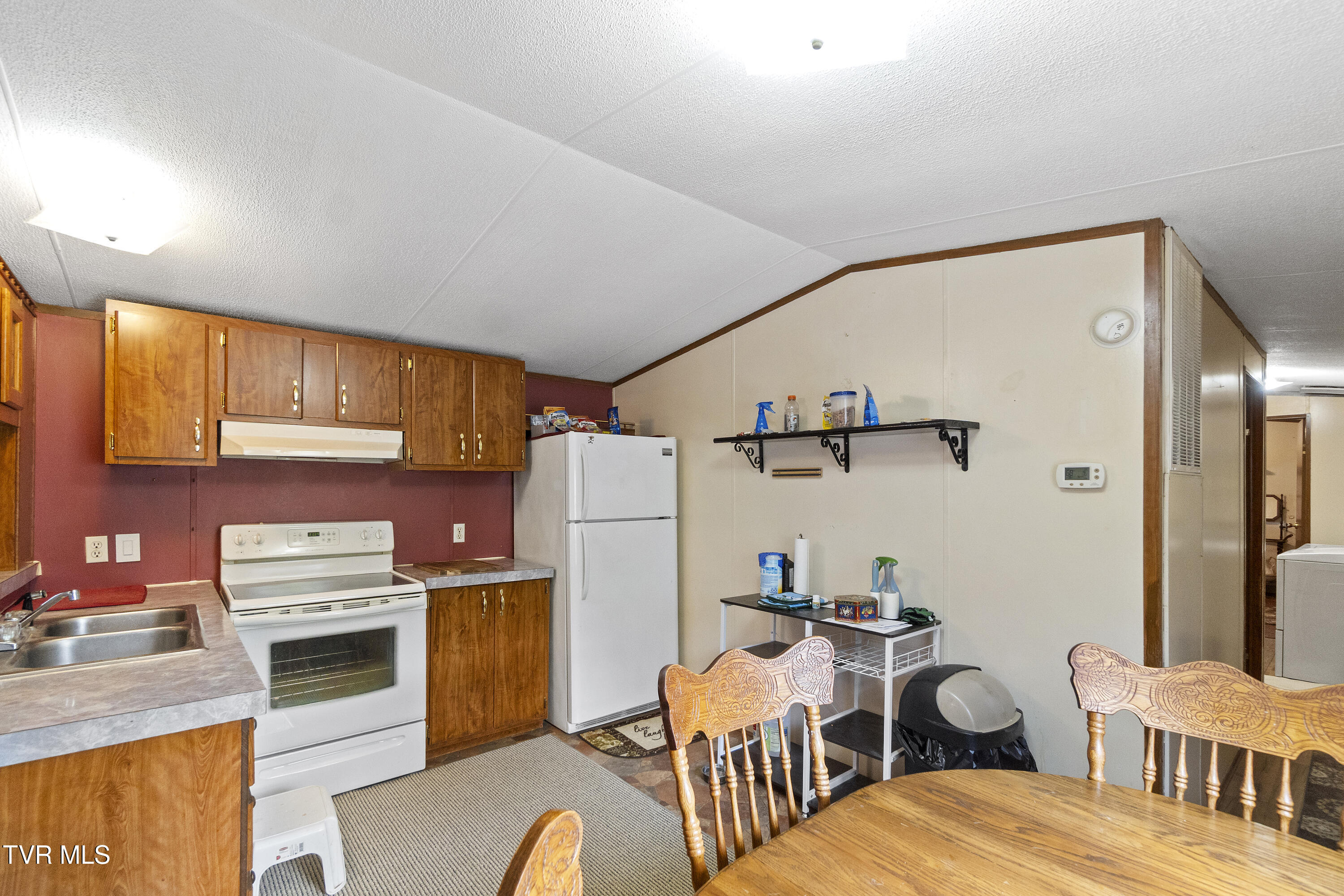 430 Cox Road Greeneville, TN 37743 - Photo 9 of 42 9