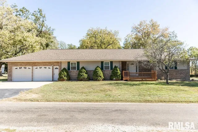 $185,000 | 601 Lincoln Street, St. David, IL 61563